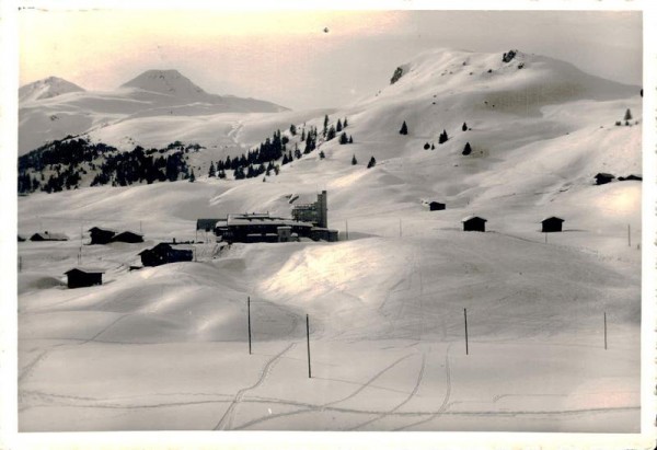 Arosa: Sporthotel Hof Maran mit Hauptikopf Vorderseite