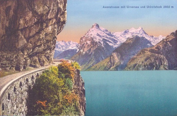 Axenstrasse mit Urnersee und Urirotstock