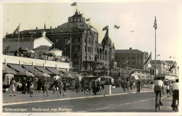 Scheveningen, Boulevard met Kurhaus Vorderseite