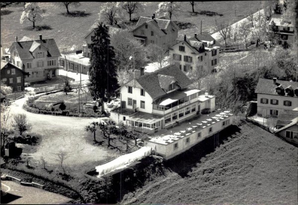 Wollerau, Hotel Bellevue, Flugaufnahme Vorderseite