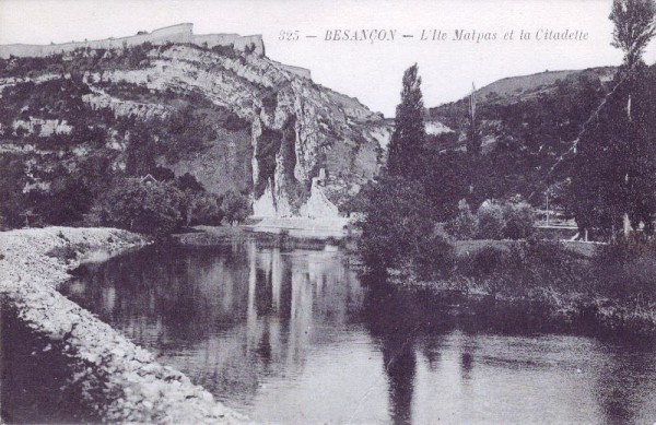 Besancon - L'Ile Malpas et la Citadelle