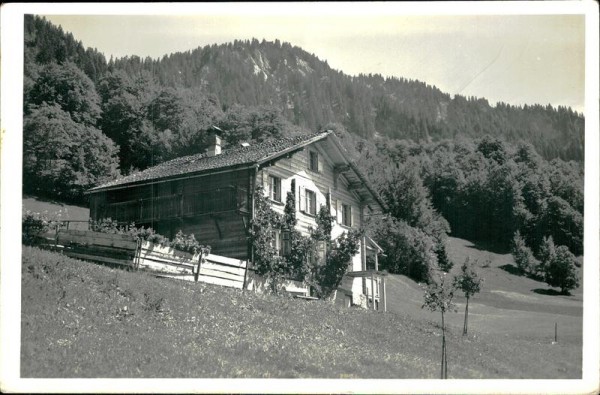 Fanas, Ferienhaus Plandadein Vorderseite