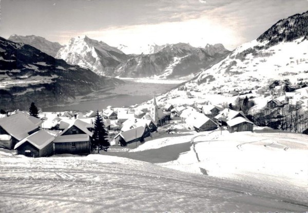 Amden. Blick gegen Durchschläge, Wallensee, Linthebene und Glarneralpen Vorderseite