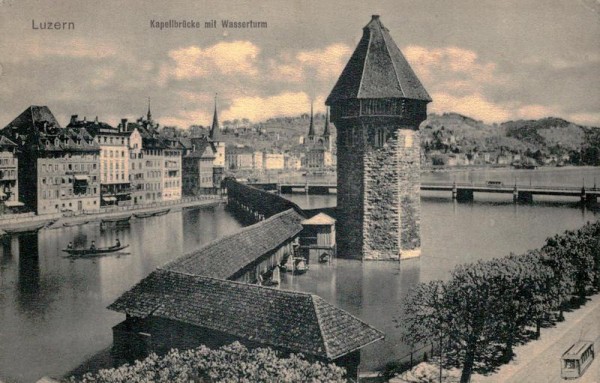 Luzern - Kapellbrücke mit Wasserturm Vorderseite