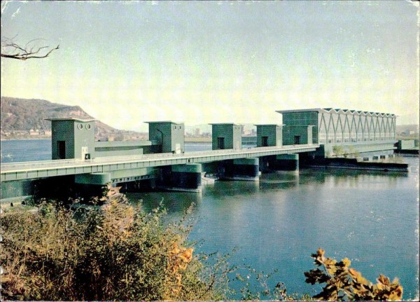 Rheinkraftwerk Birsfelden Vorderseite