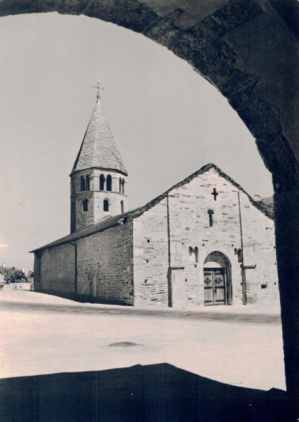 Eglise de St. Pierre de Clages Vorderseite