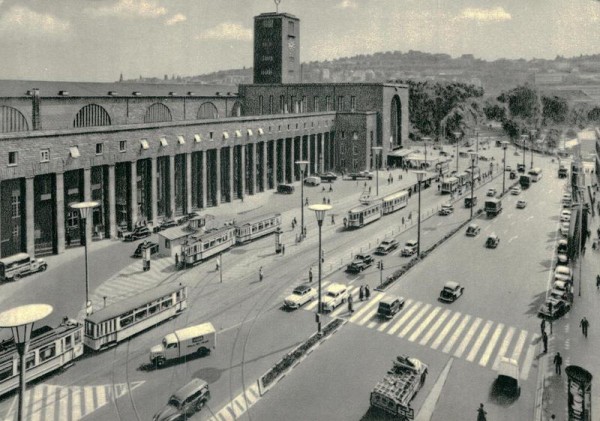Stuttgart, Der Bahnhof Vorderseite