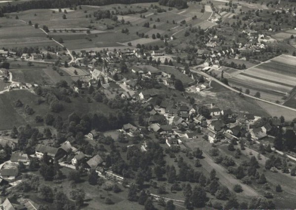 5512 Wohlenschwil AG, Kath. Pfarrkirche St. Leodegar, Lenzburgerstr. Vorderseite