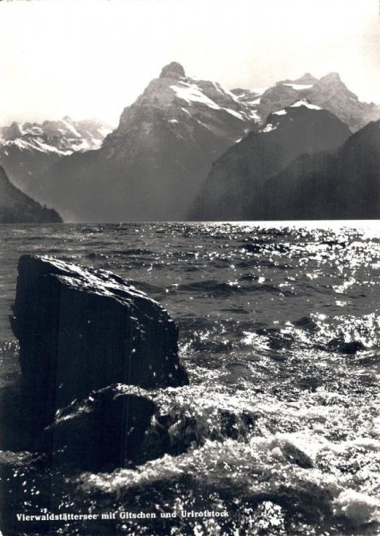 Vierwaldstättersee mit Gitschen und Urirotstock Vorderseite