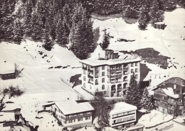 Rex - Sporthotel - Garni,  Davos - Flugaufnahmen Vorderseite