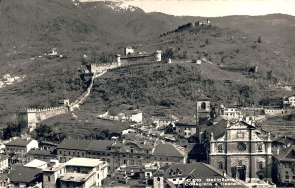 Bellinzona. Collegiata e Castelli Vorderseite