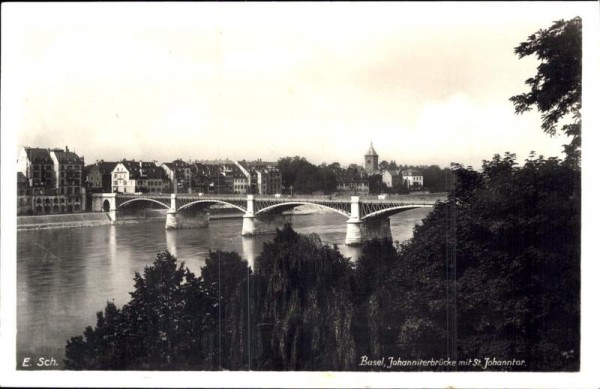 Johanniterbrücke Vorderseite