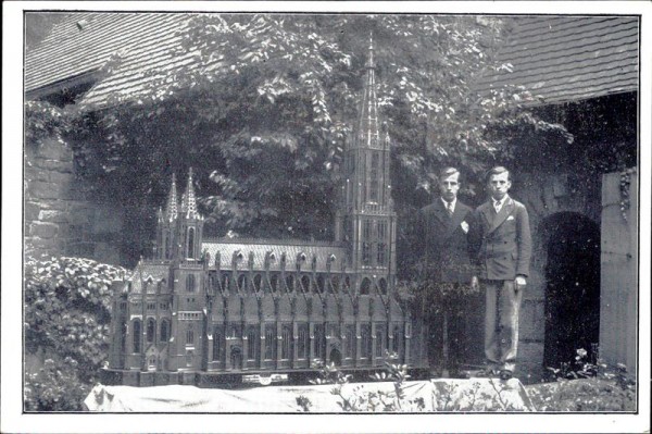 Ulmer Münster, Modell Vorderseite
