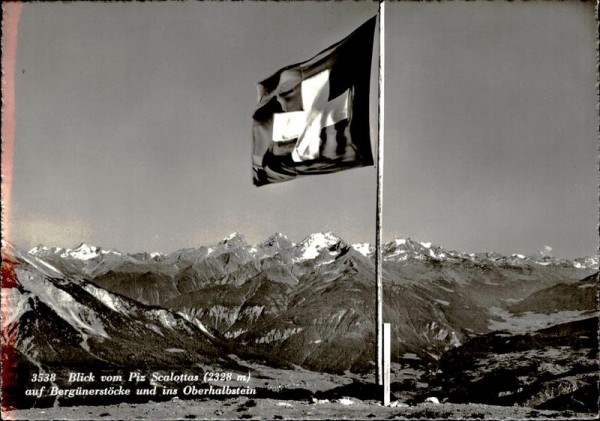 Blick vom Piz Scalottas auf Bergünerstöcke und ins Oberhalbstein Vorderseite