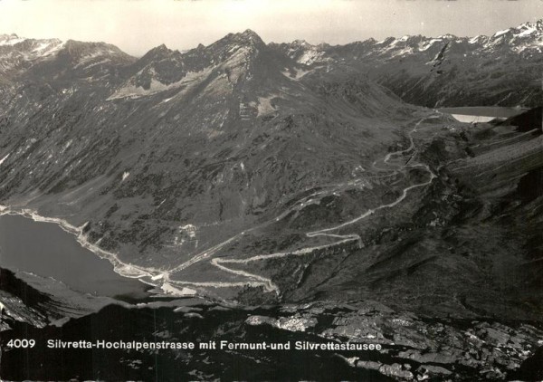 Silvrettastausee mit Hochalpenstrasse und Vermunt Vorderseite