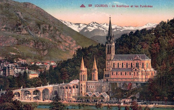 Lourdes - Die Basilika und die Pyrenäen/Die Basilika und die Pyrenäen Vorderseite