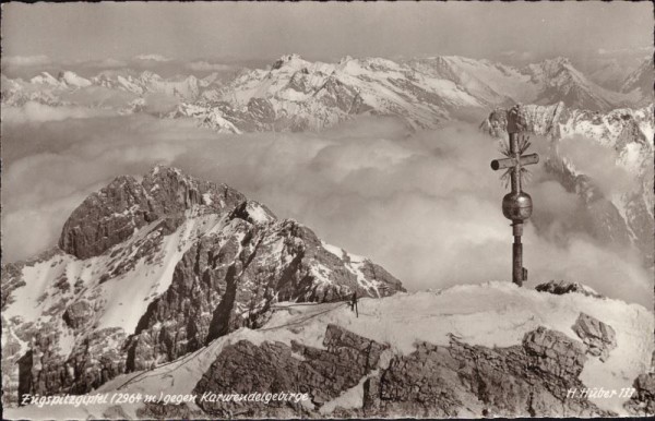 Zugspitze (2964 m) gegen Karwendelgebirge