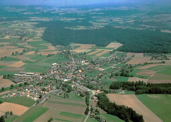 Gurmels Fr - Flugaufnahmen Vorderseite