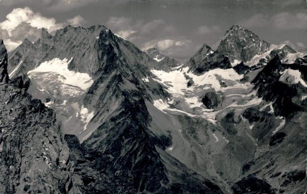 Aiguille de la Tsa - Cabane de Bertol - Dt. Blanche Vorderseite