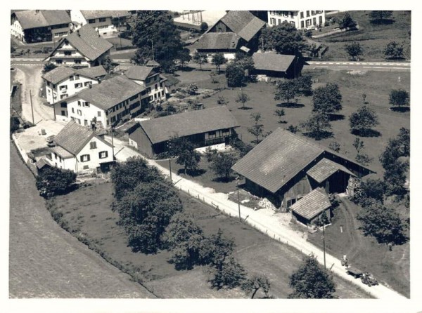 8498 Wald ZH, Ried 366-377, Tösstalstr. Vorderseite