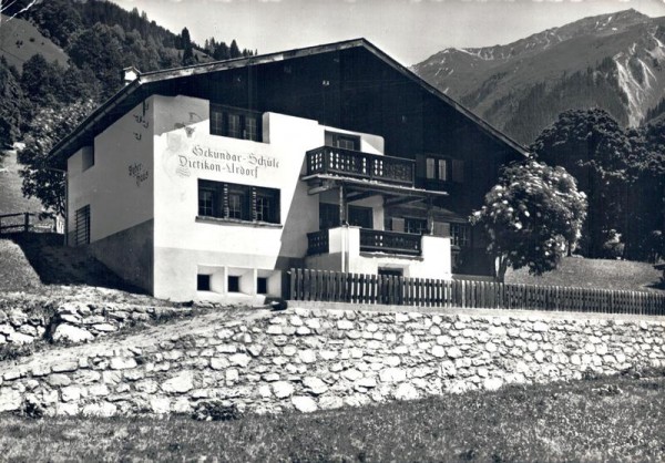 Ferienheim Wyherhus, Klosters-Dorf Vorderseite