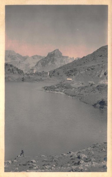 Engelberg, Trübsee mit Hahnen Vorderseite