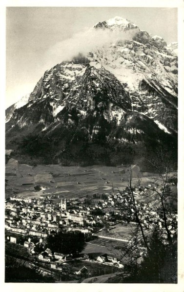 Glarus mit Glärnisch Vorderseite