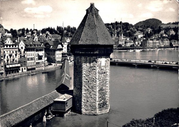 Luzern Kapellbrücke mit Wasserturm Vorderseite