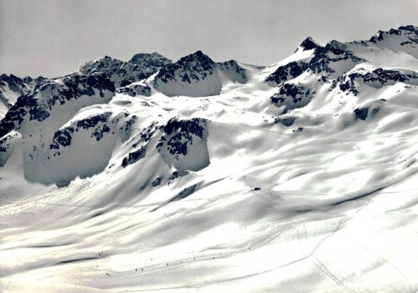 Skigebiet Saluver-Marguns ob Celerina Vorderseite