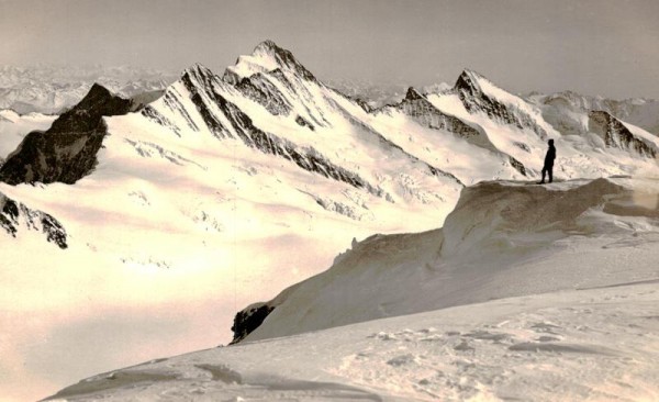 Möchgipfel, Finsteraarhorn Vorderseite