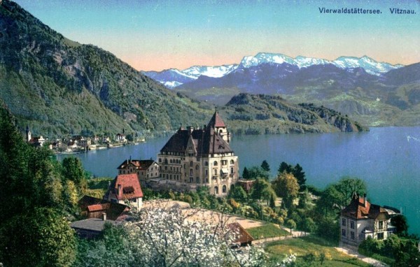 Vitznau, Vierwaldstättersee Vorderseite