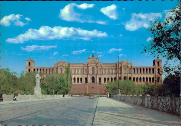 München Maximilianeum Vorderseite