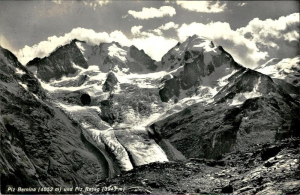 Piz Bernina (4052 m) und Piz Roseg (3943 m) Vorderseite