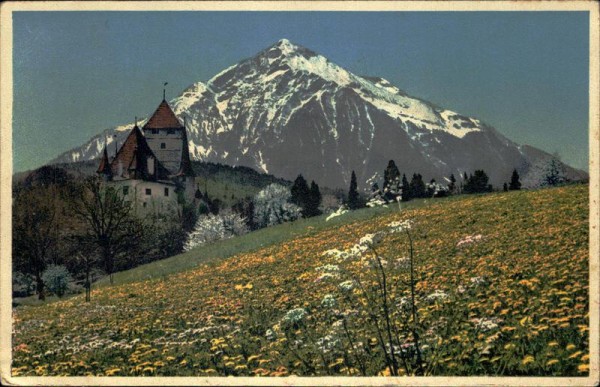 Schloss Spiez mit Niesen (2362 m) Vorderseite