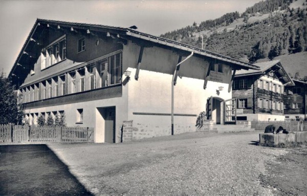 Saas, Das Schulhaus Vorderseite