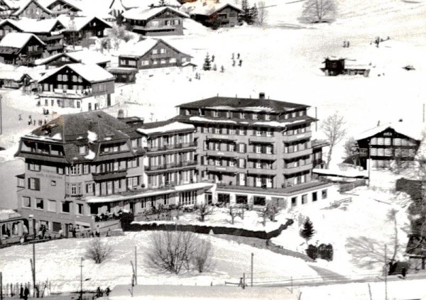 Hotel Silberhorn - Wengen BE - Flugaufnahmen Vorderseite