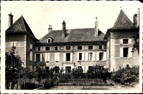 Schloss Pampigny Vorderseite
