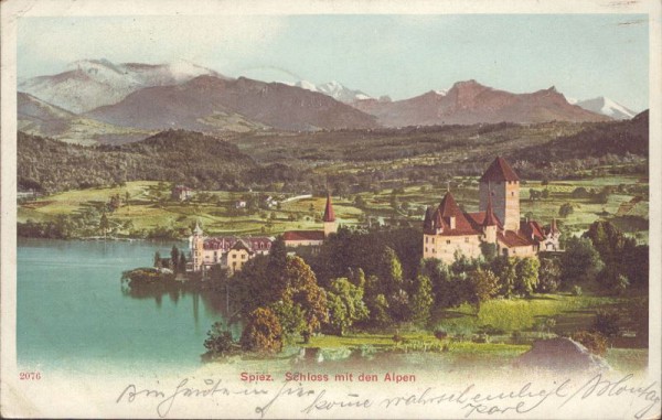 Spiez, Schloss mit den Alpen