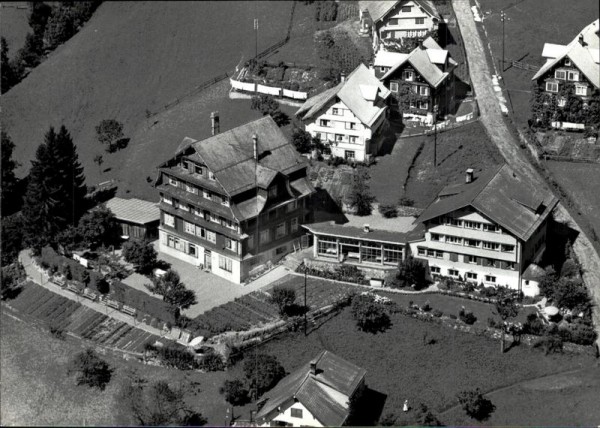 Amden, Bergruh, Flugaufnahme Vorderseite