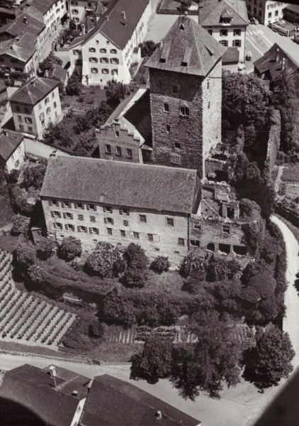 Mainfeld GR - Flugaufnahmen Vorderseite