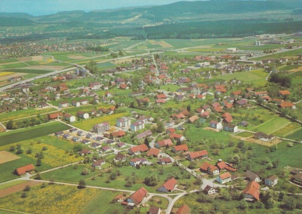 Hunzenschwil AG  -  Flugaufnahmen Vorderseite