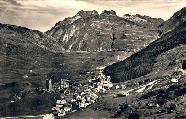 Hospenthal gegen Andermatt und Oberalpstrasse Vorderseite