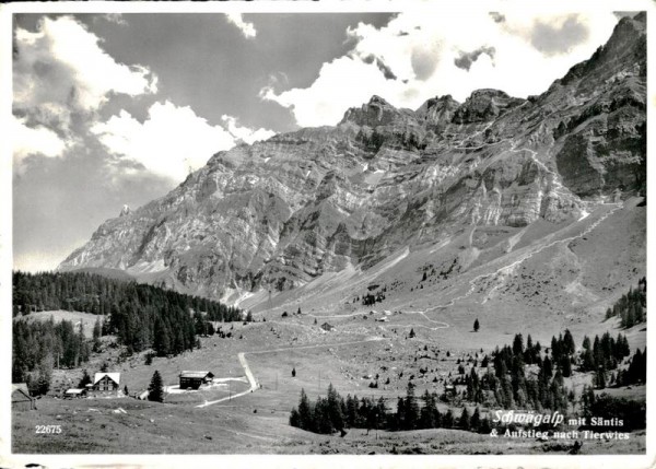 Schwägalp mit Säntis und Aufstieg nach Tierwis Vorderseite