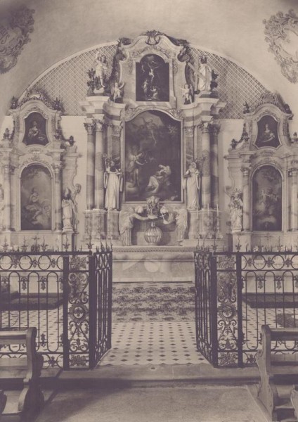 Chor der Frauenklosterkirche Sarnen Vorderseite