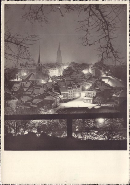 Bern - Altstadt im Winterkleid vom Aargauerstalden