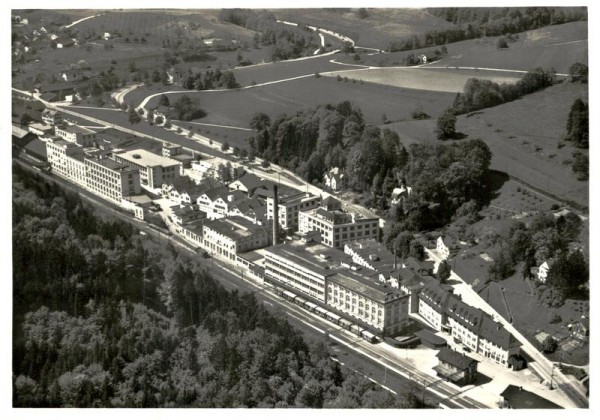 Kempttal, Fabrik von Maggis Nahrungsmitteln Vorderseite