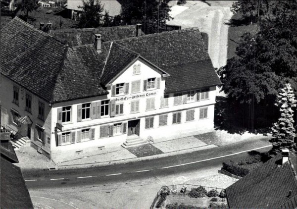 Güttingen, Gasthof zum goldenen Lamm, Flugaufnahme Vorderseite