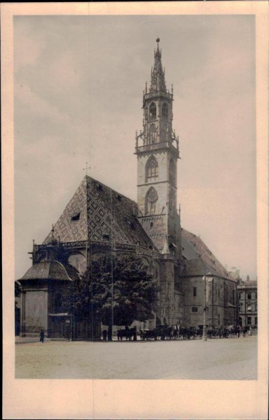 Bolzano, Chiesa Parrocchiale Vorderseite