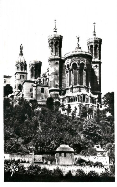 Notre-Dame de Fourvière (Lyon) Vorderseite