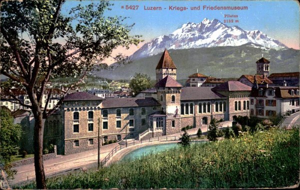 Luzern - Kriegs- und Friedensmuseum Vorderseite